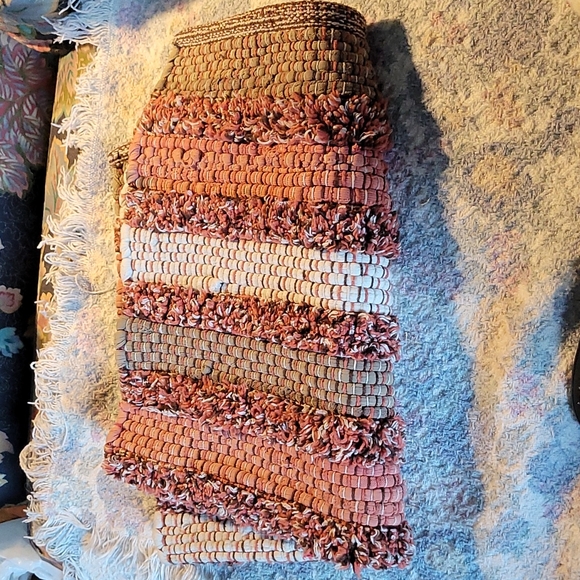 18 x 26 woven rug